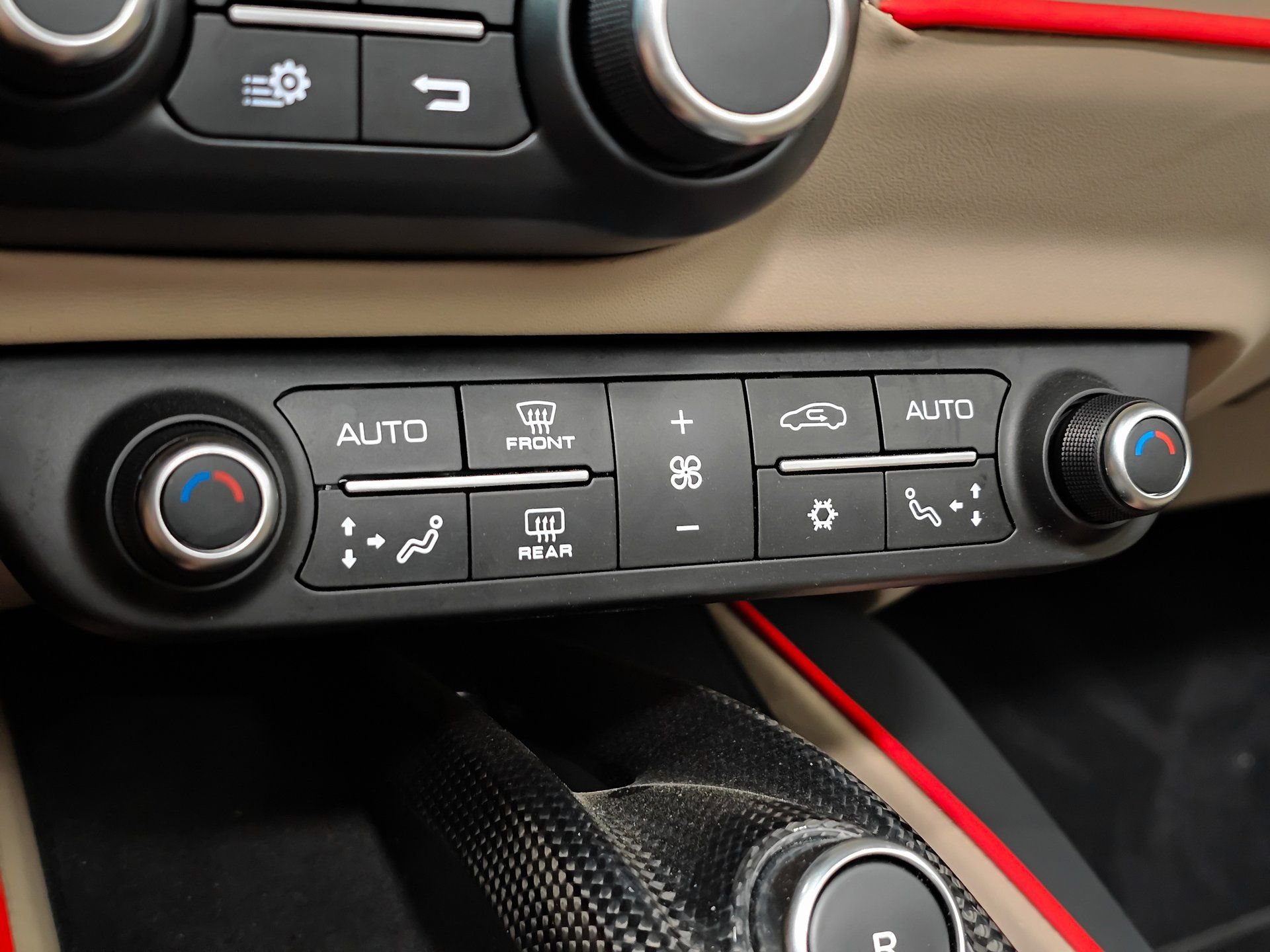 Used 2023 Ferrari Portofino M image 40