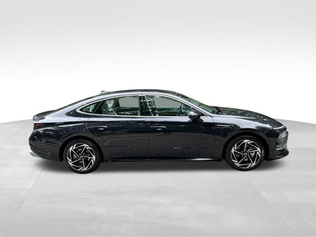 Certified 2026 Hyundai Sonata SEL FWD image 7