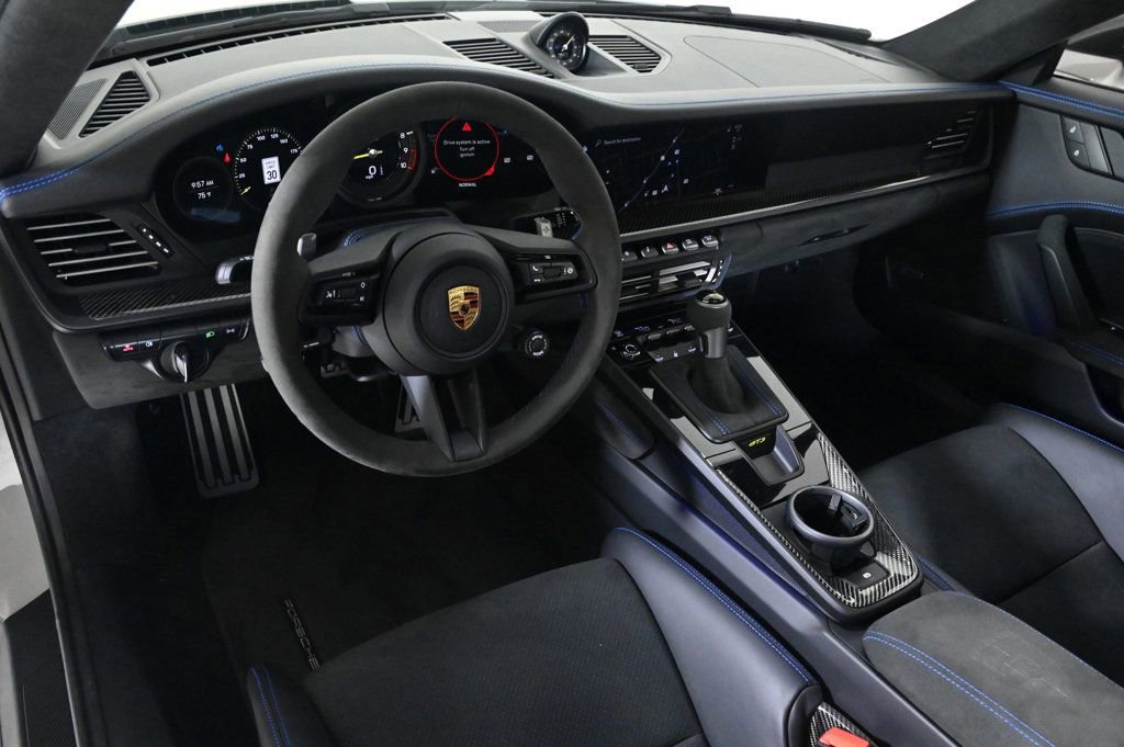 Certified 2022 Porsche 911 GT3 image 4