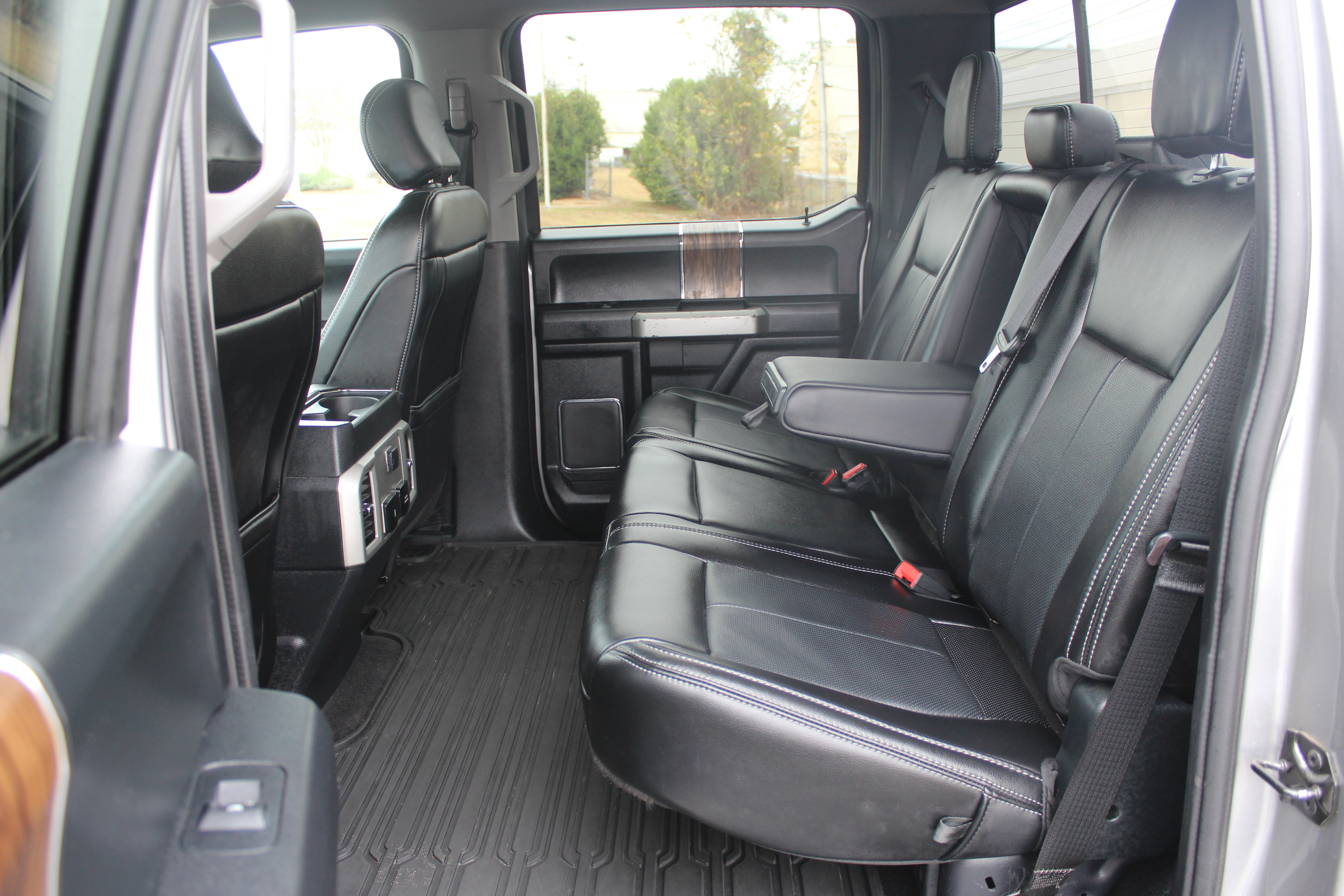 Used 2020 Ford F150 Lariat image 42