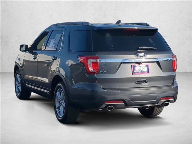 Used 2018 Ford Explorer XLT FWD image 8