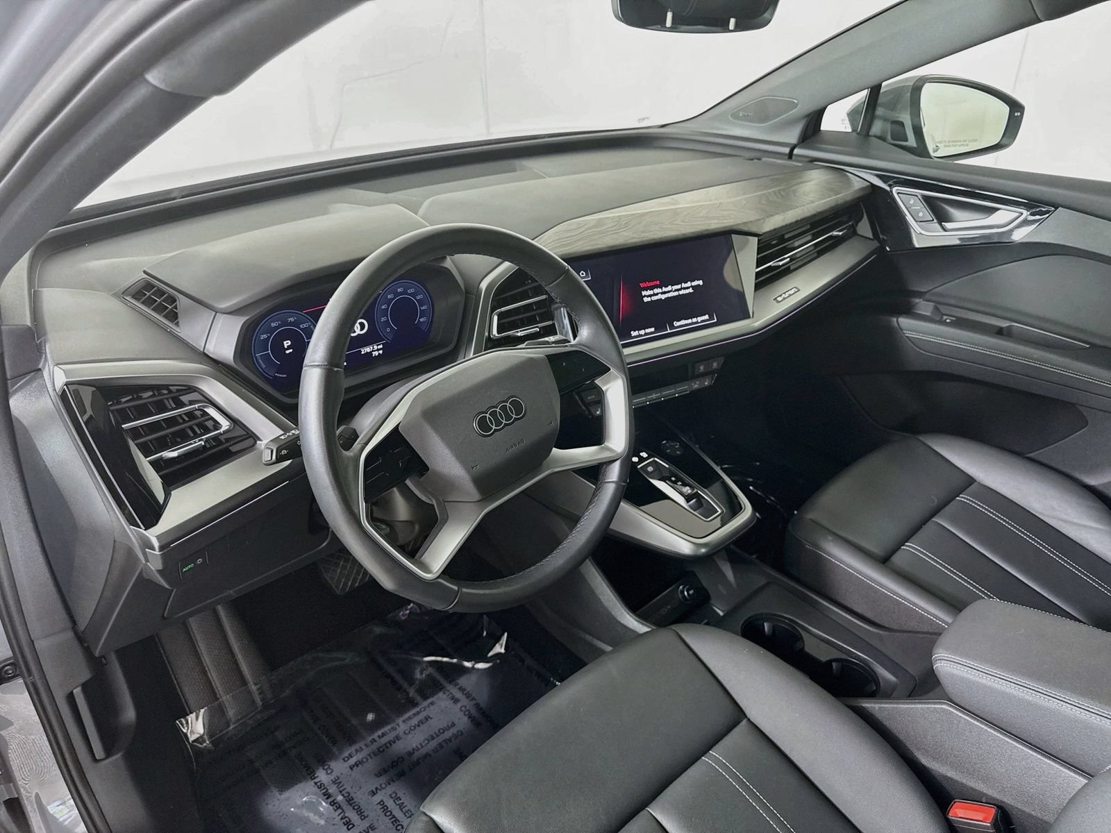 Certified 2023 Audi Q4 e-tron Premium Plus w/ Premium Plus AWD/4WD image 4