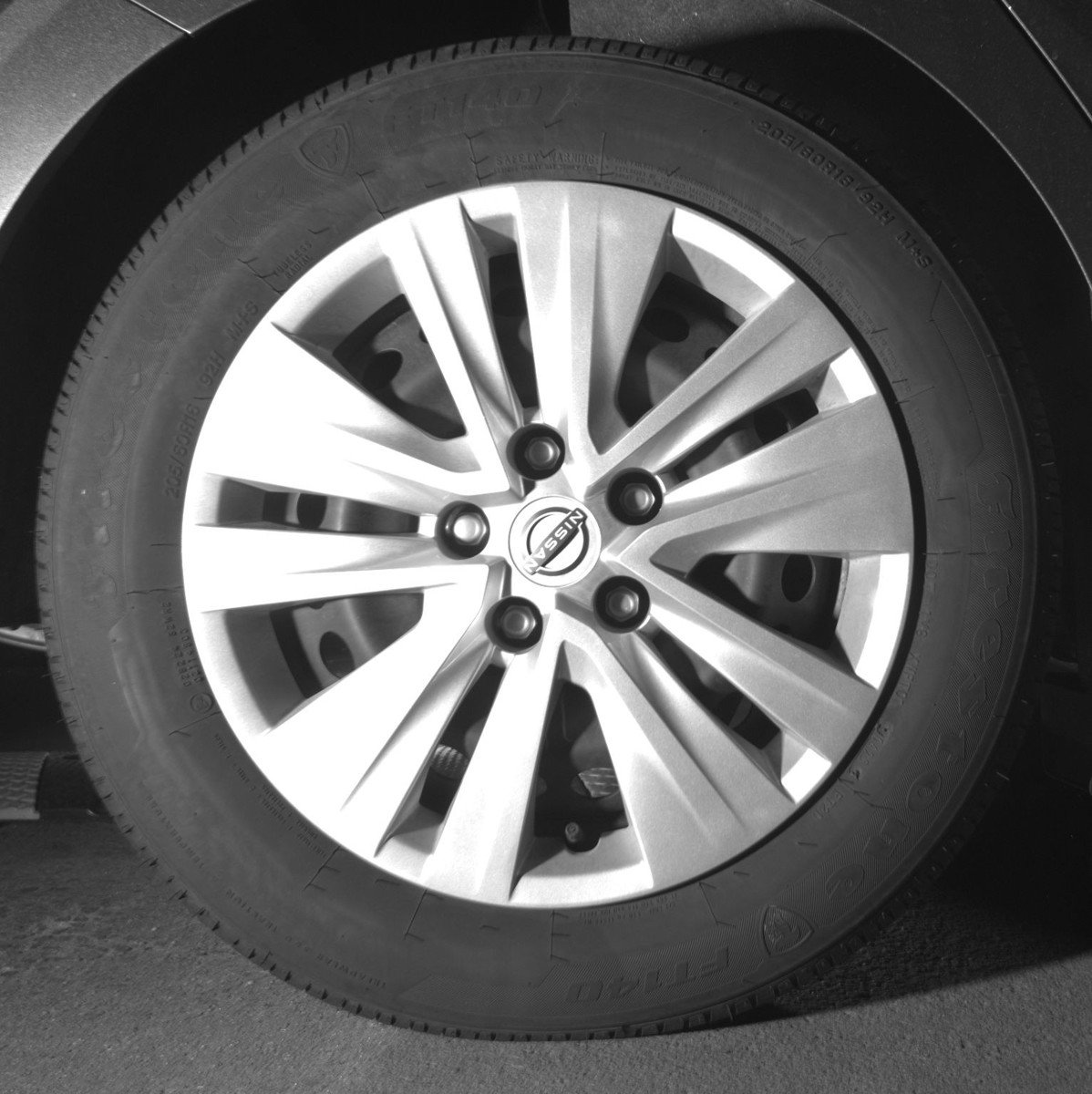 Used 2025 Nissan Sentra S image 15