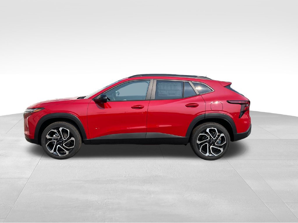 New 2026 Chevrolet Trax RS w/ Driver Confidence Package FWD image 2