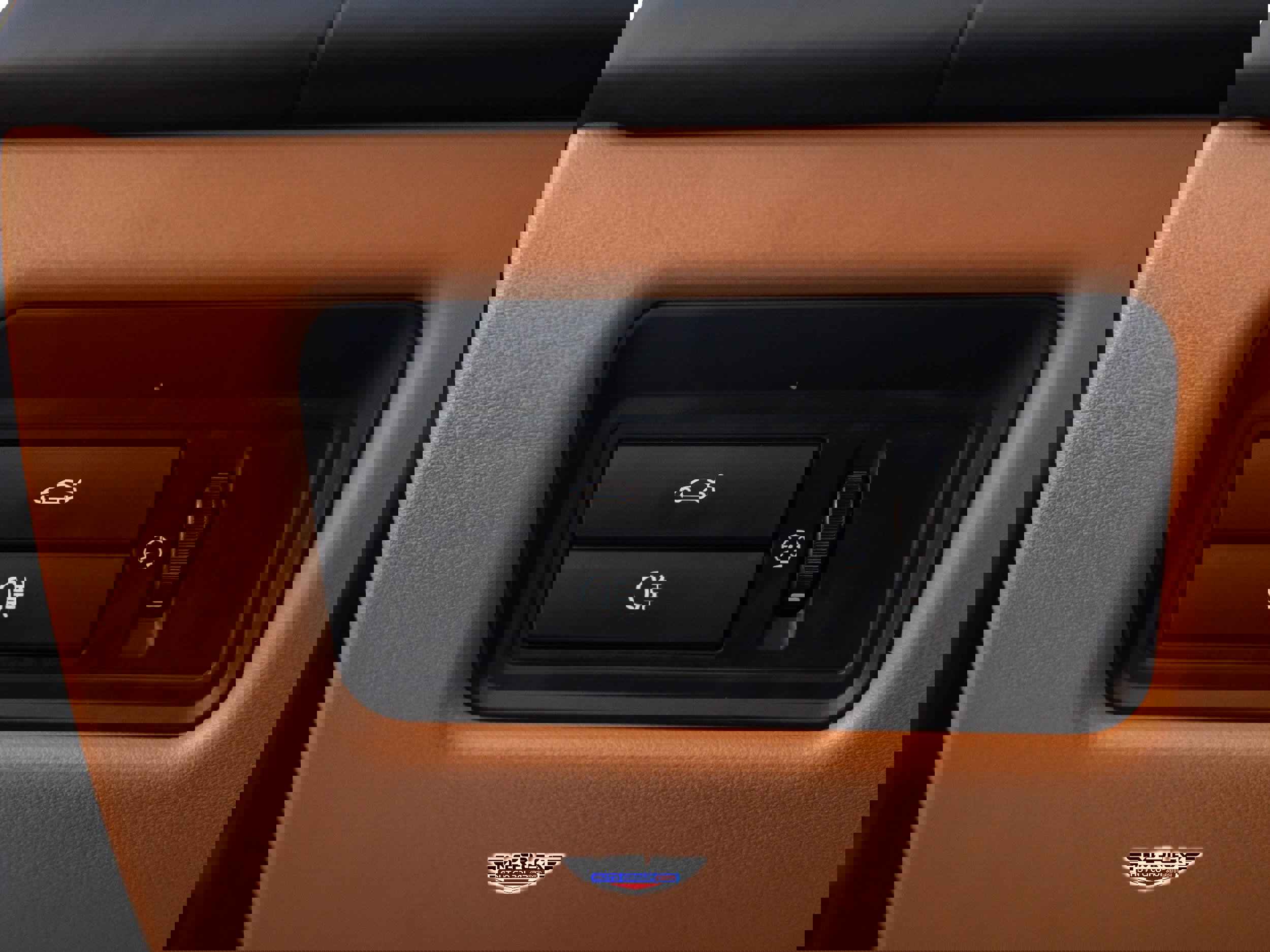 Used 2018 Jaguar XJ L Portfolio image 39