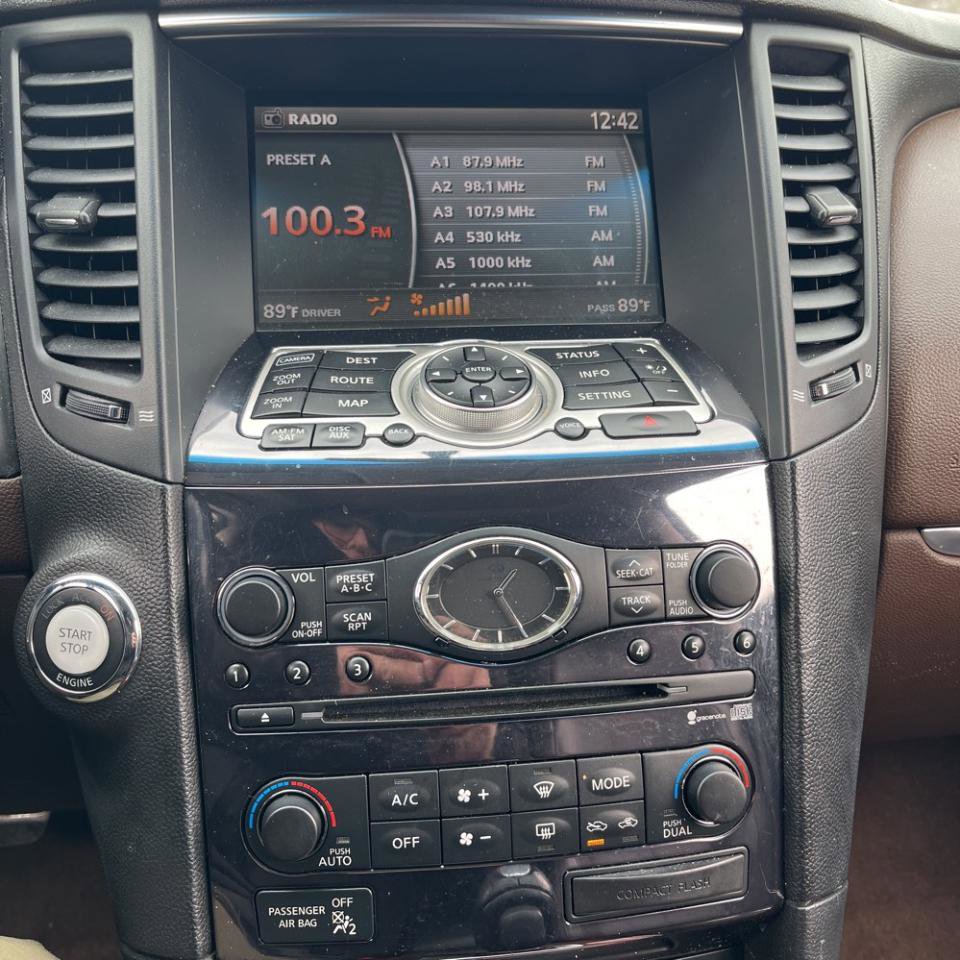 Used 2009 INFINITI FX35 AWD w/ Navigation Pkg image 20