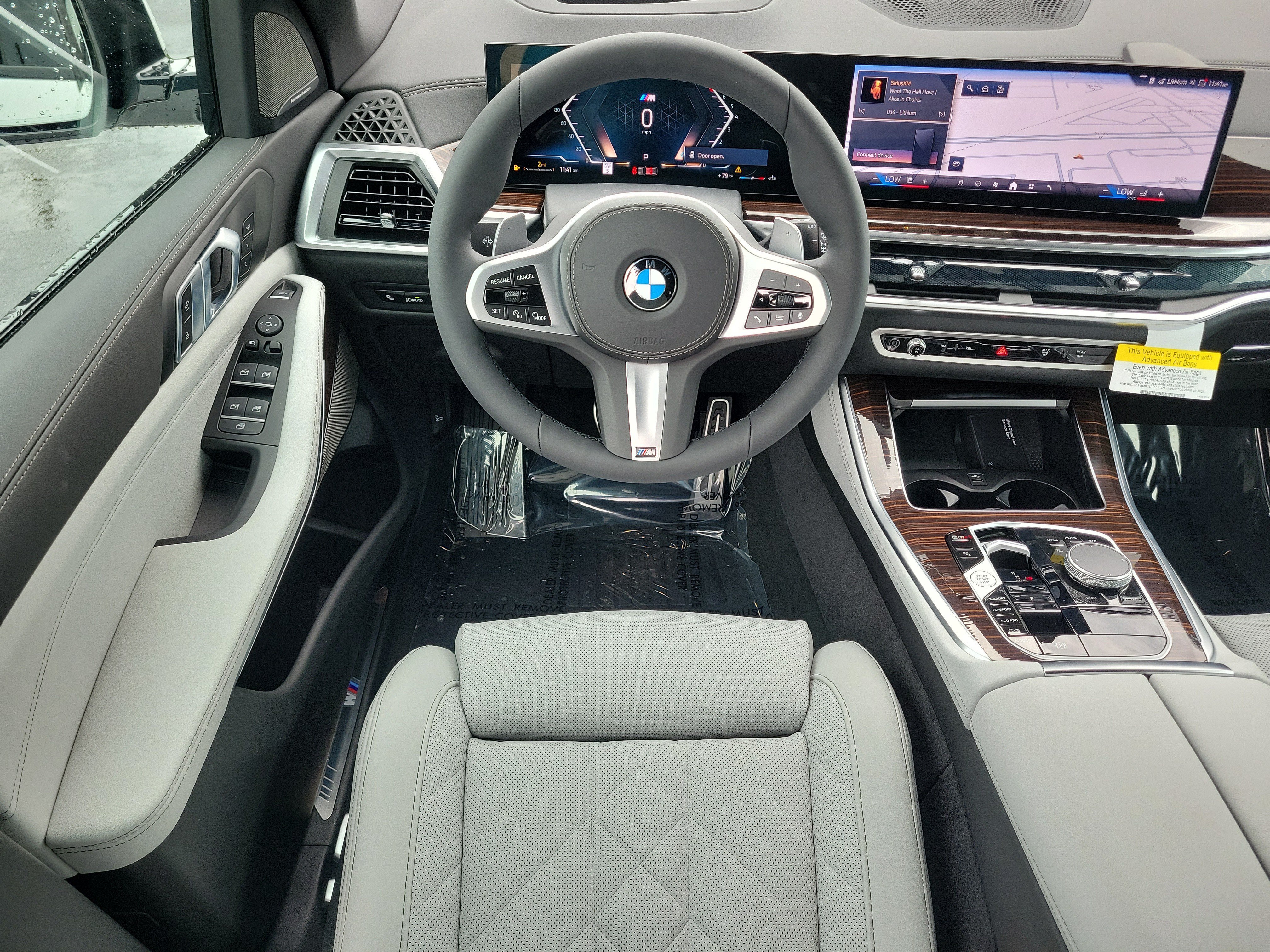 New 2026 BMW X5 xDrive40i w/ M Sport Package AWD/4WD image 11