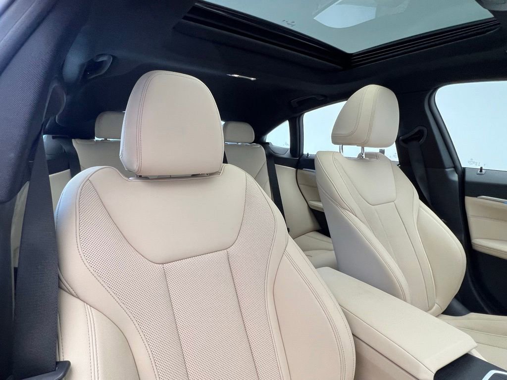 Certified 2023 BMW i4 eDrive40 w/ Premium Package RWD image 7