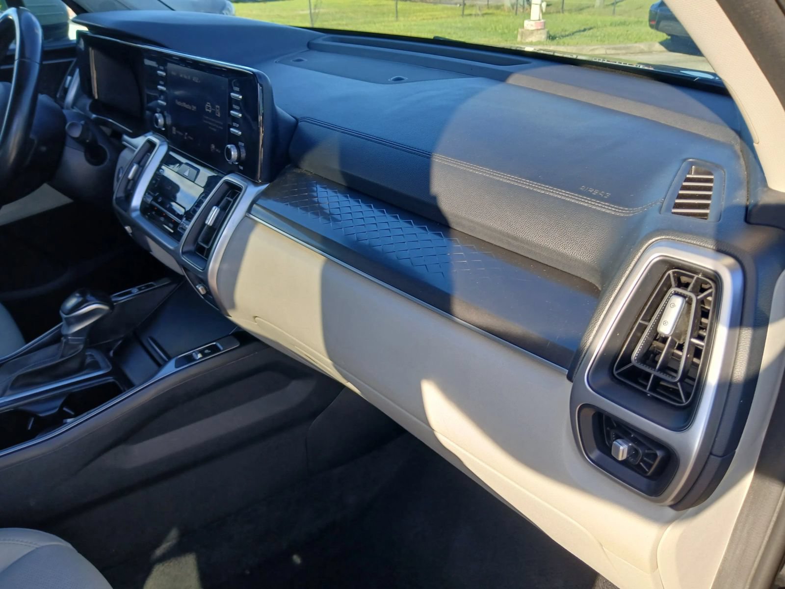 Used 2021 Kia Sorento S w/ Panoramic Sunroof Package FWD image 15