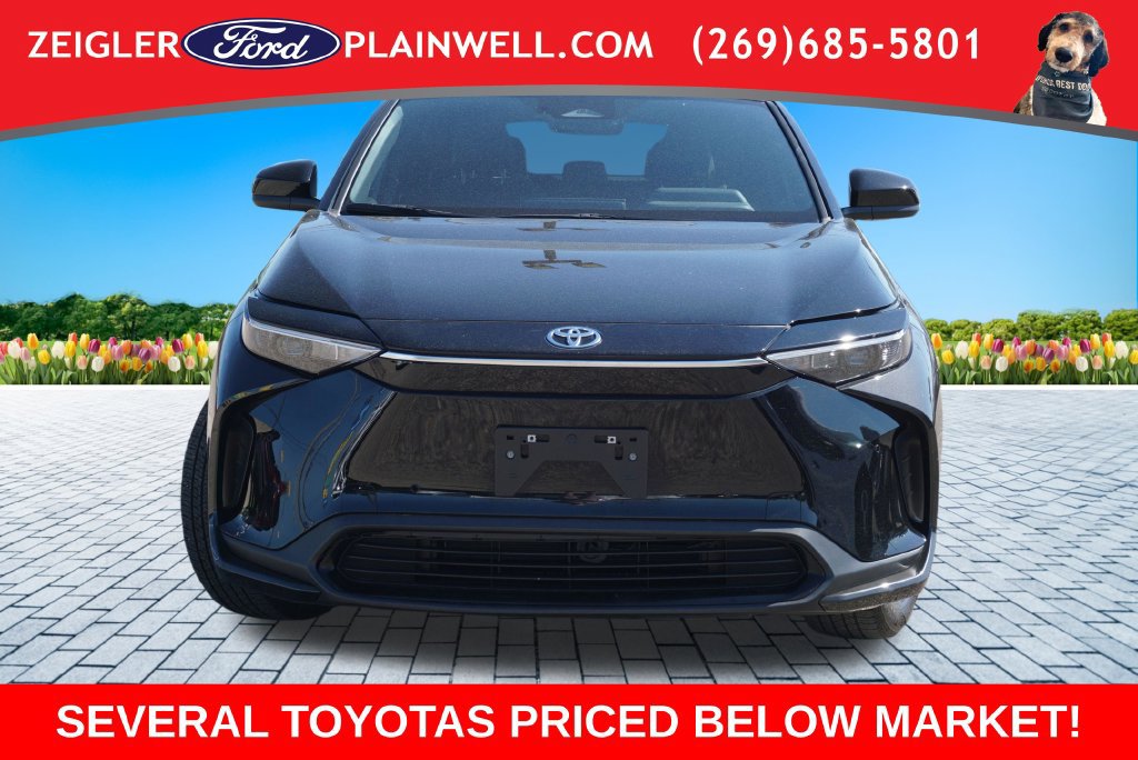 Used 2024 Toyota bZ4X FWD image 8