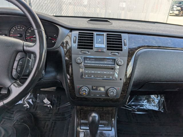 Used 2010 Cadillac DTS Luxury image 4