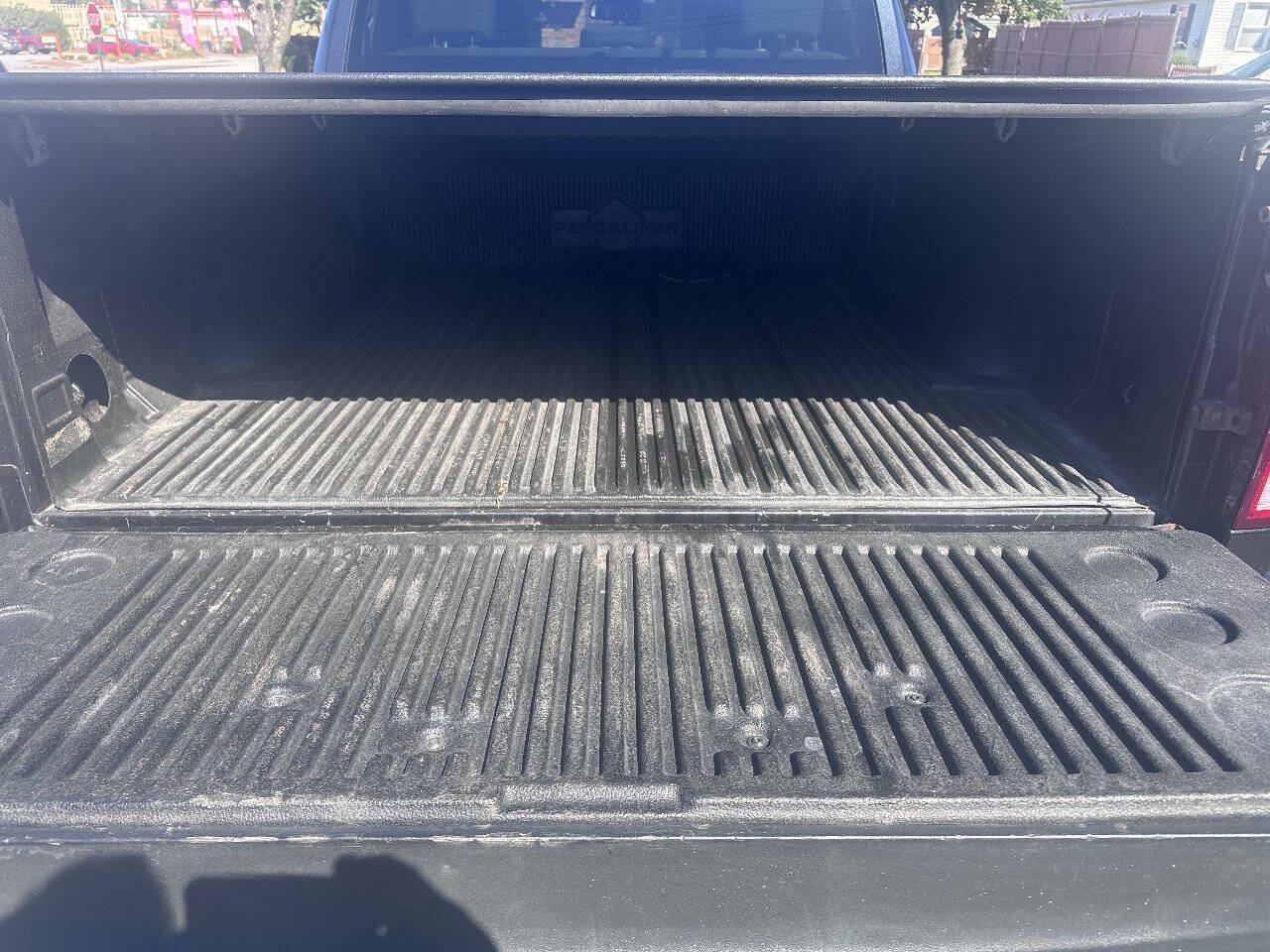 Used 2016 RAM 1500 Express AWD/4WD image 6