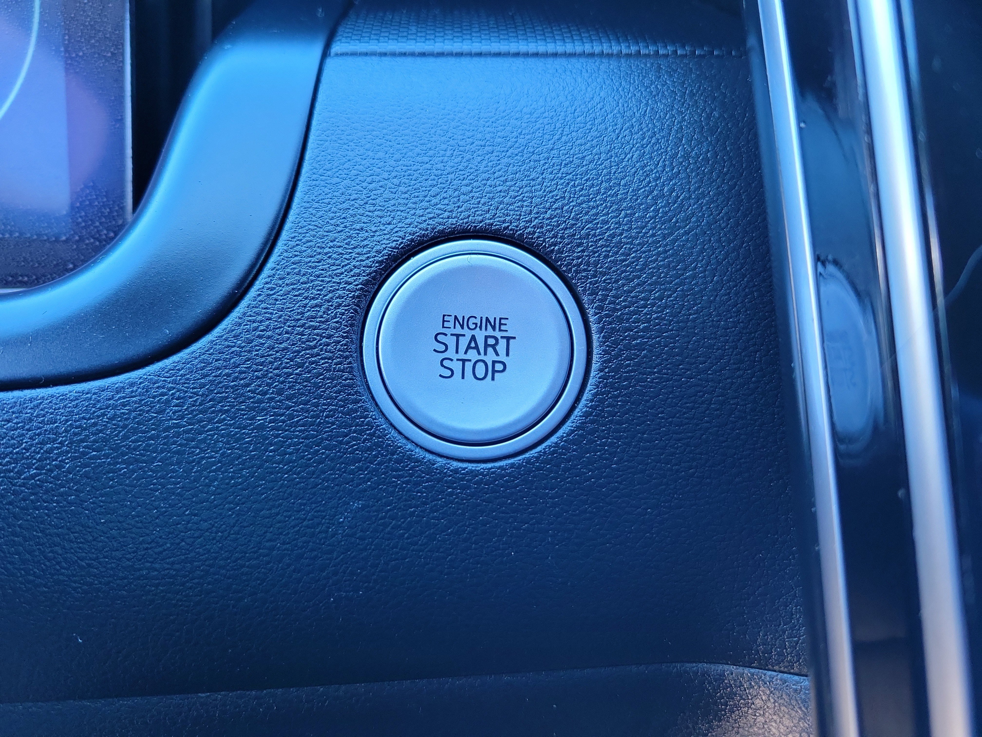 Used 2023 Hyundai Santa Cruz SEL Premium w/ Cargo Package image 13