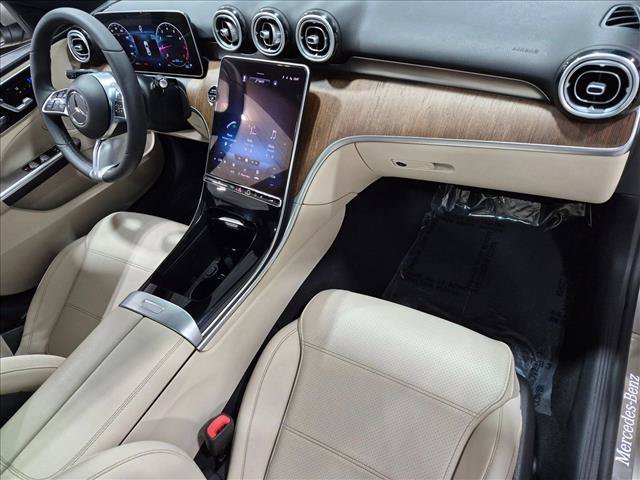 Used 2022 Mercedes-Benz C 300 Sedan w/ Exclusive Trim Package image 22