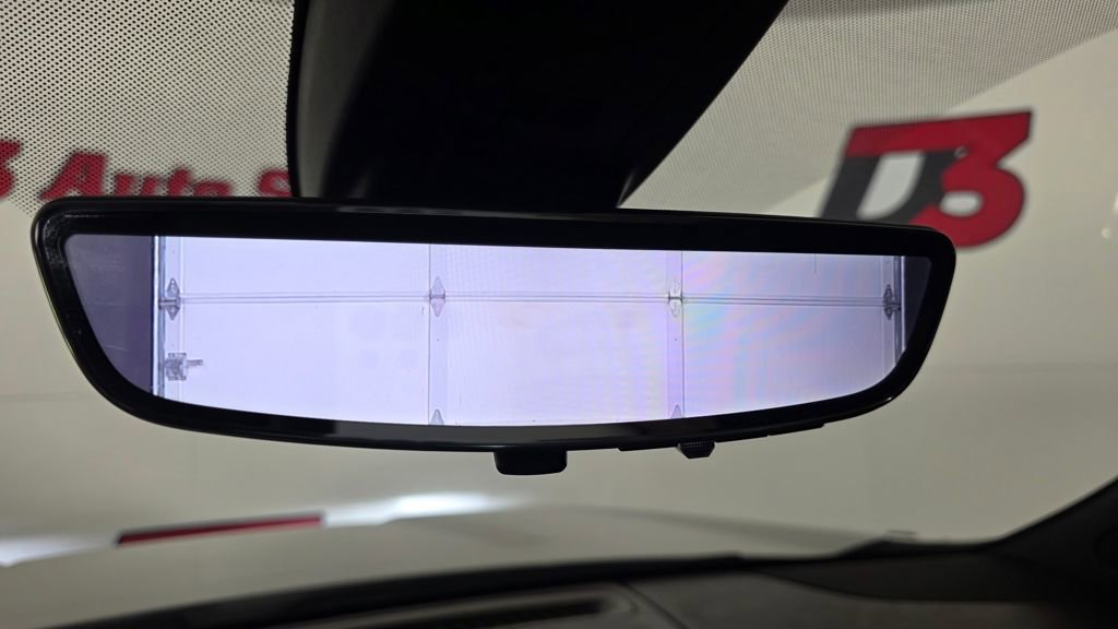 Used 2021 GMC Yukon Denali w/ Denali Ultimate Package image 32