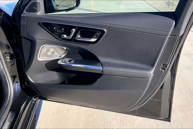 Used 2024 Mercedes-Benz C 300 Sedan image 29