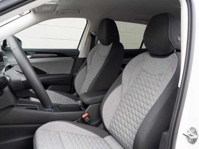 New 2026 Volkswagen Tiguan S AWD/4WD image 8