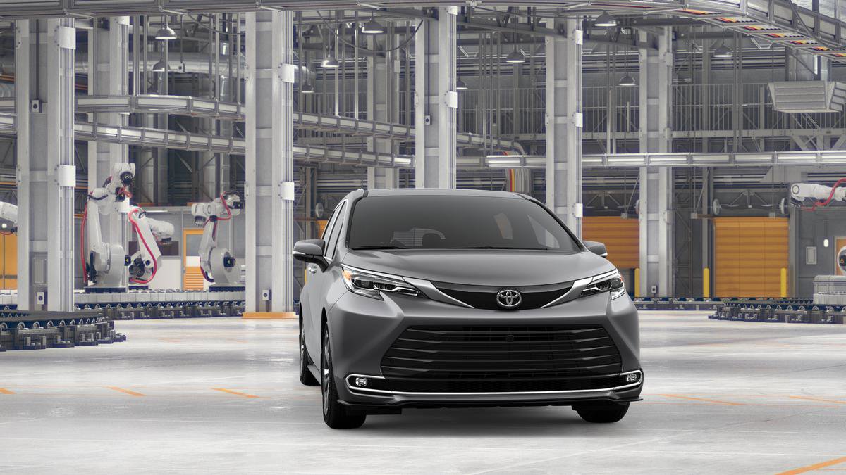 New 2026 Toyota Sienna Platinum image 18