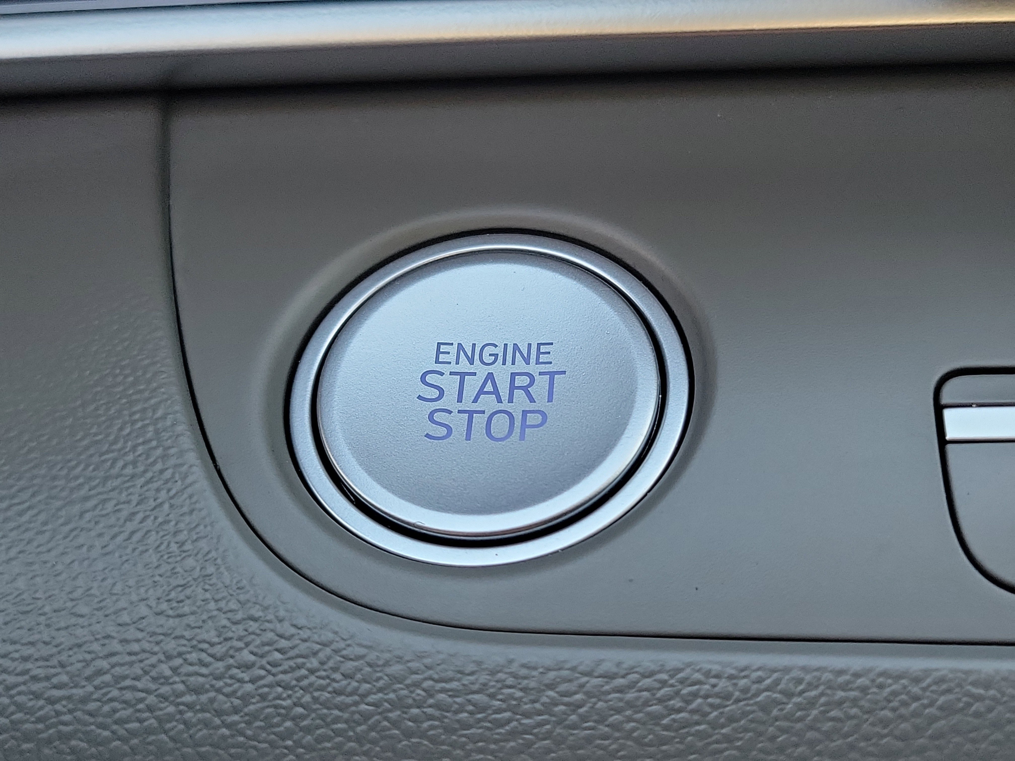 Certified 2025 Hyundai Elantra SEL image 14