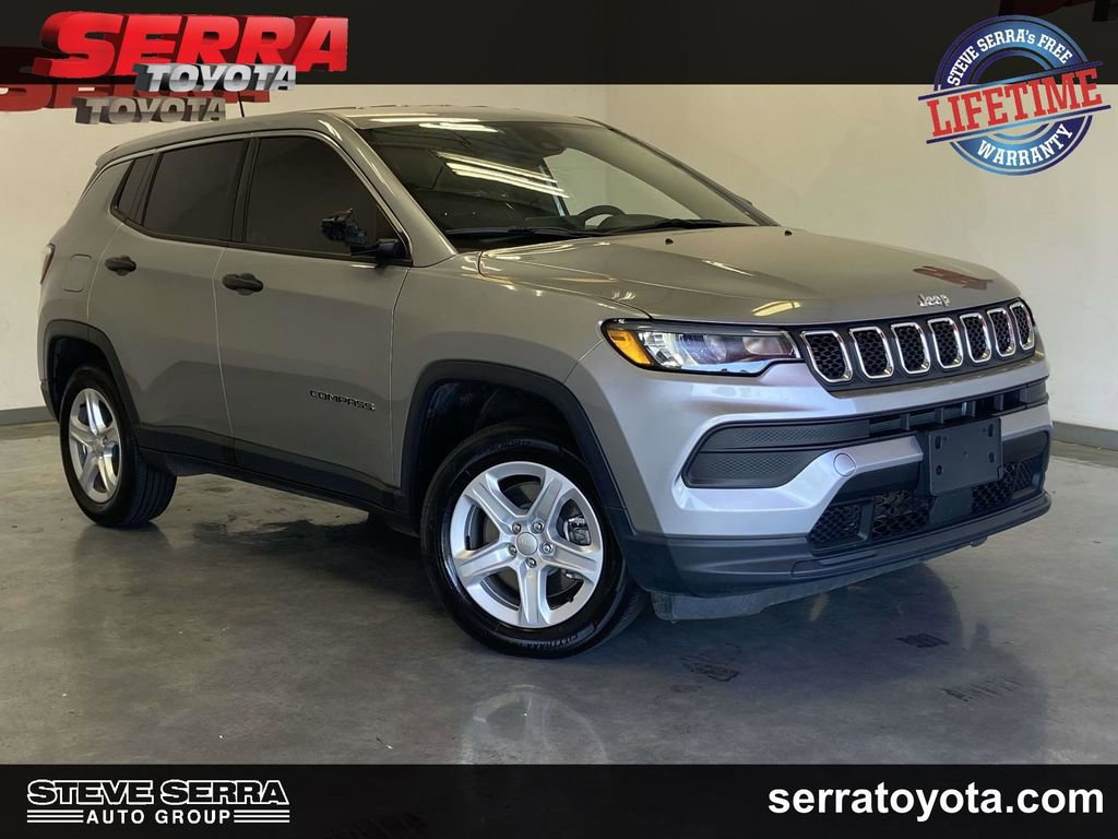 Used 2024 Jeep Compass Sport image 1