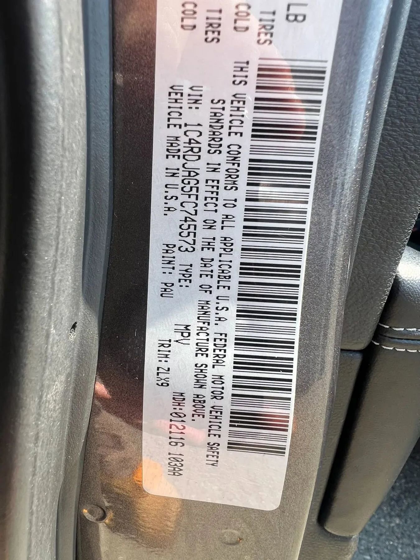 Used 2015 Dodge Durango SXT w/ Blacktop Package AWD/4WD image 34