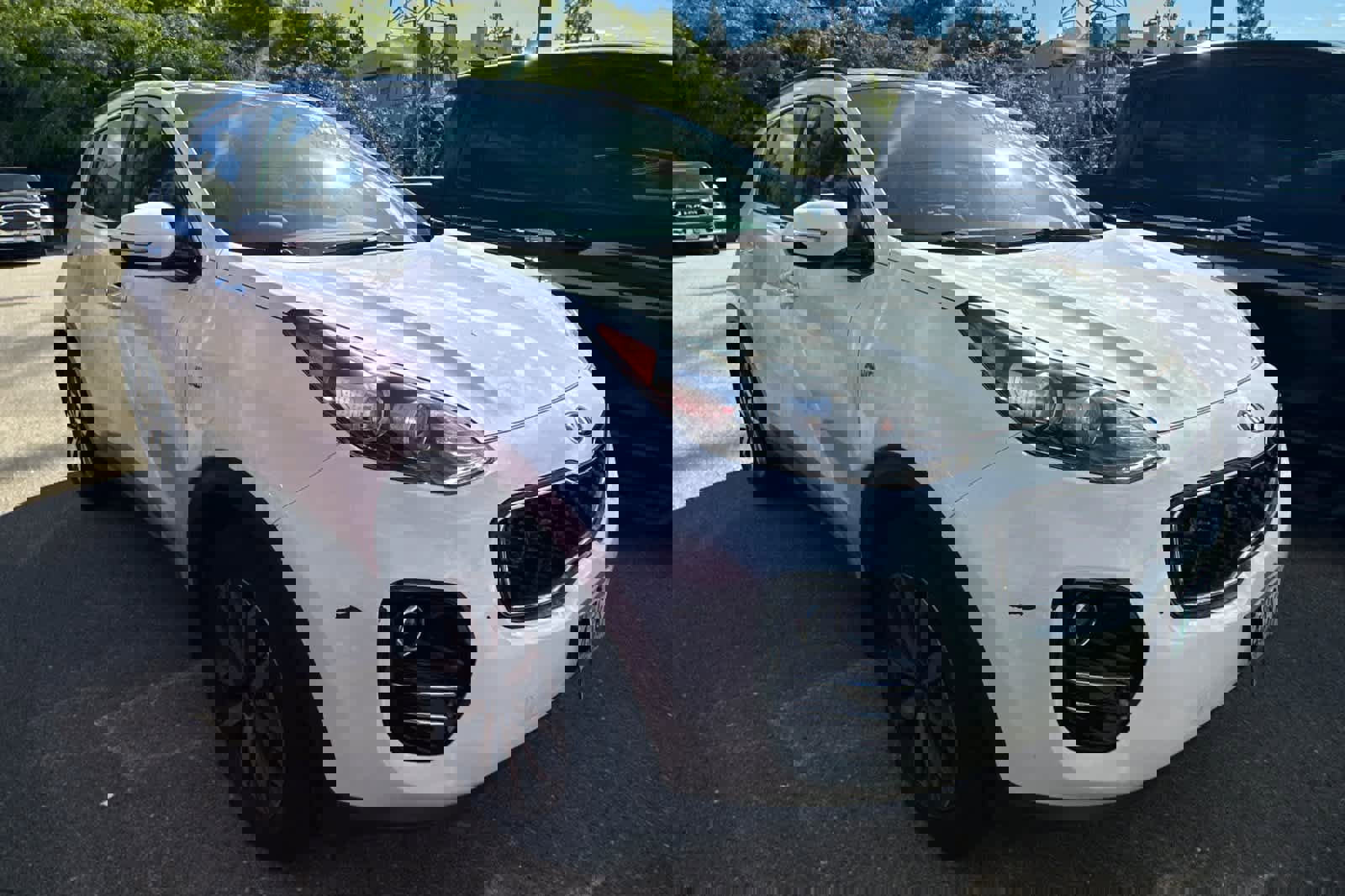 Used 2018 Kia Sportage EX w/ EX Premium Package image 3