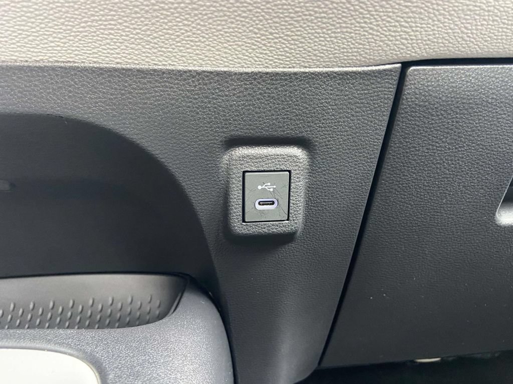 Used 2025 Toyota Corolla LE FWD image 24