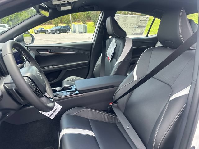 New 2026 Toyota Camry SE FWD image 14