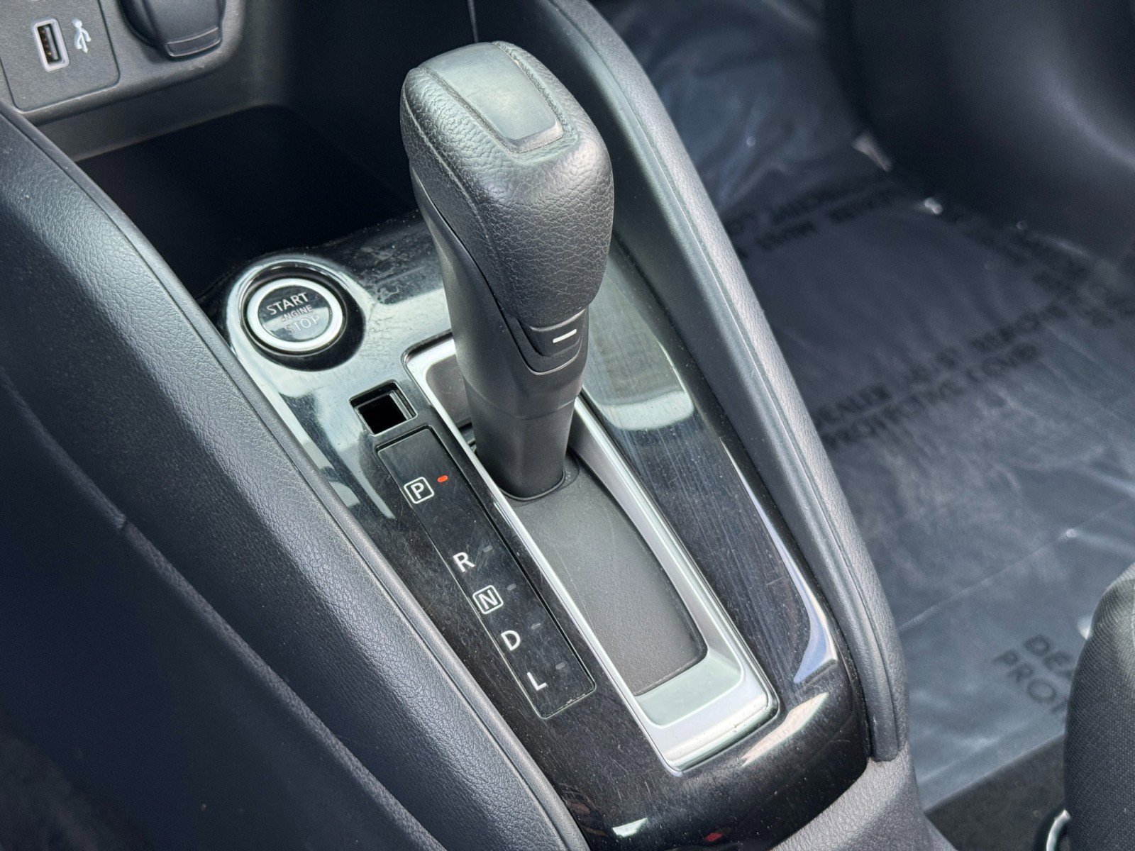 Used 2020 Nissan Versa S image 26