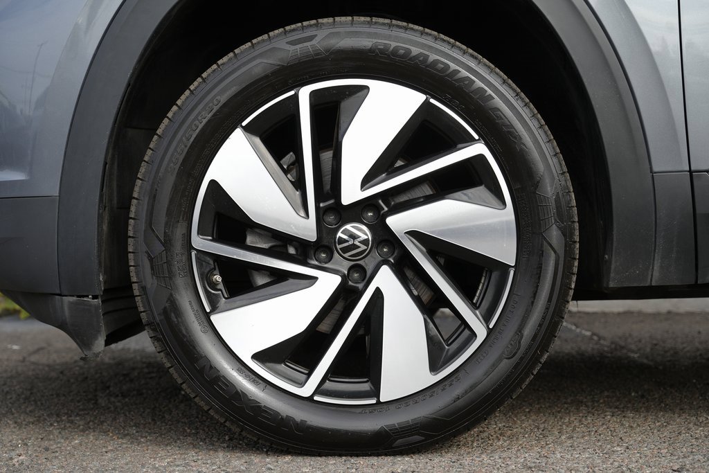 Used 2024 Volkswagen Atlas SE image 15