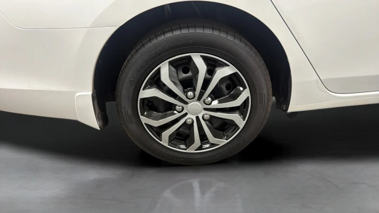 Used 2017 Nissan Sentra S FWD image 24