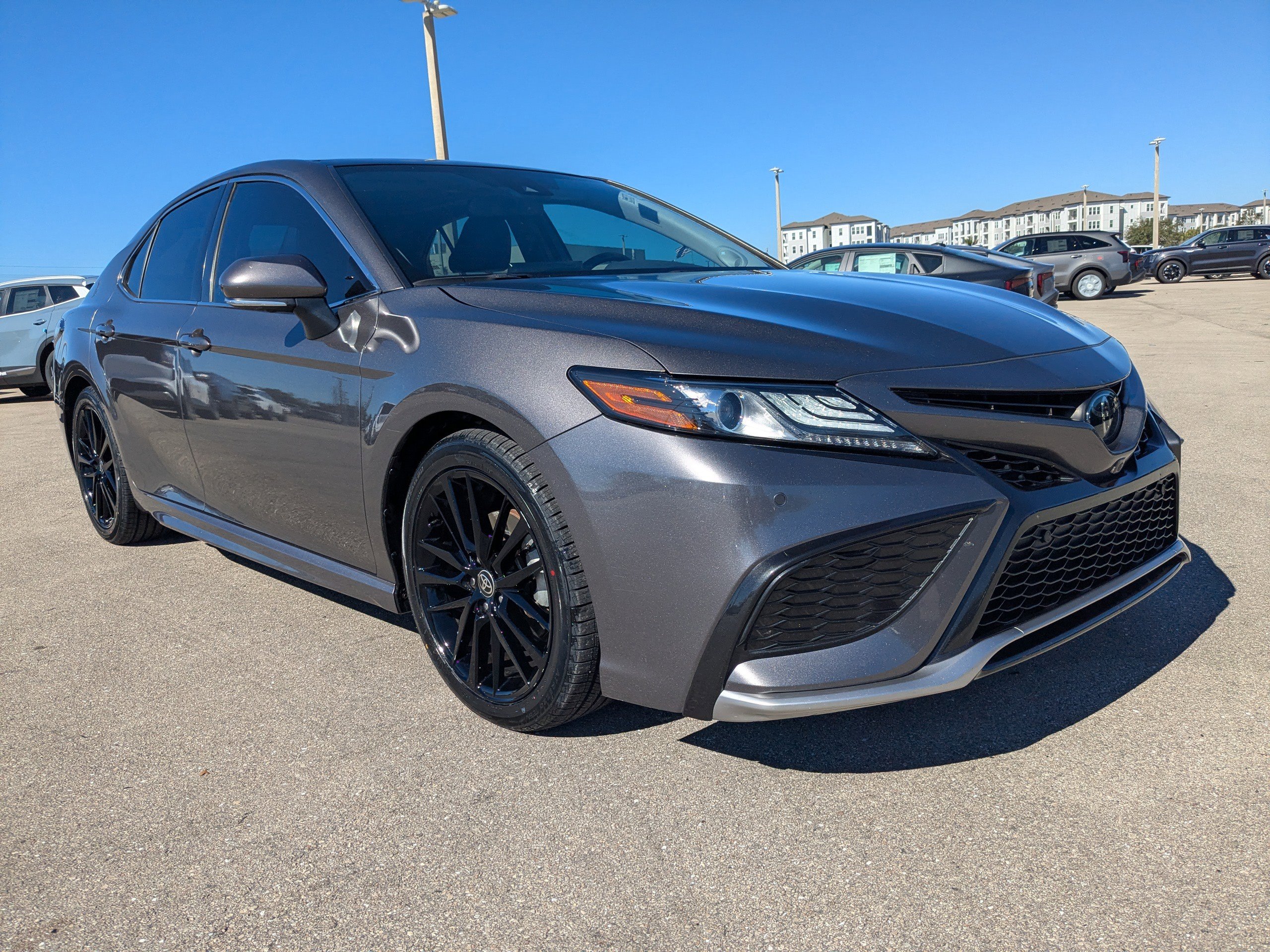 Used 2023 Toyota Camry XSE image 33