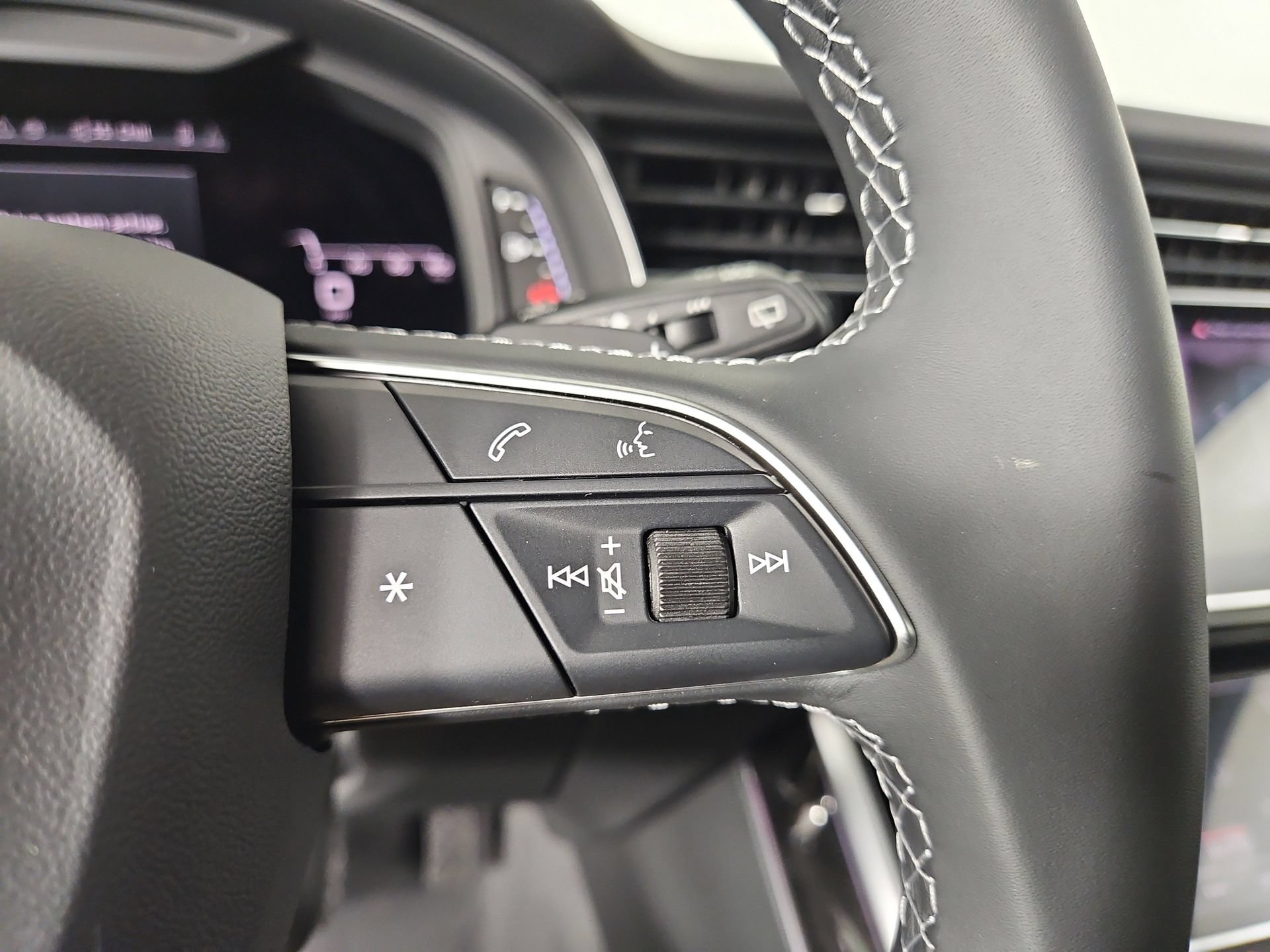 New 2026 Audi Q7 2.0T Premium AWD/4WD image 25