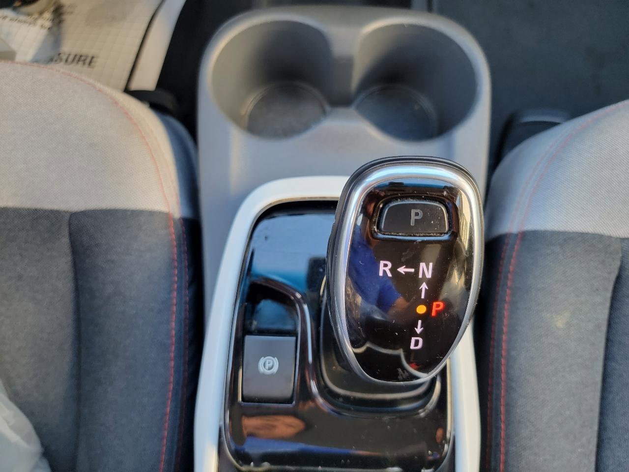 Used 2019 Chevrolet Bolt LT FWD image 39