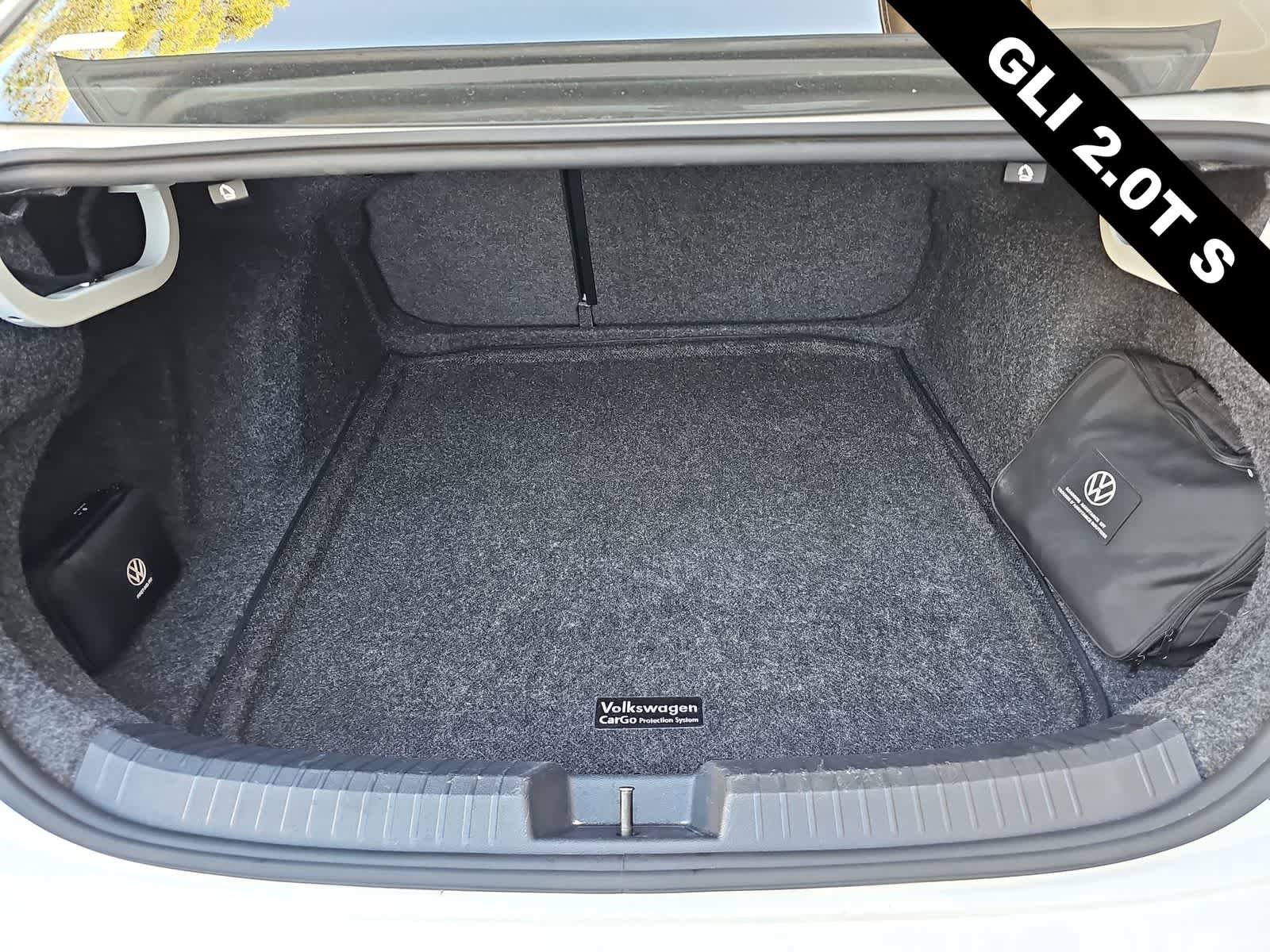 Used 2021 Volkswagen Jetta GLI FWD image 23