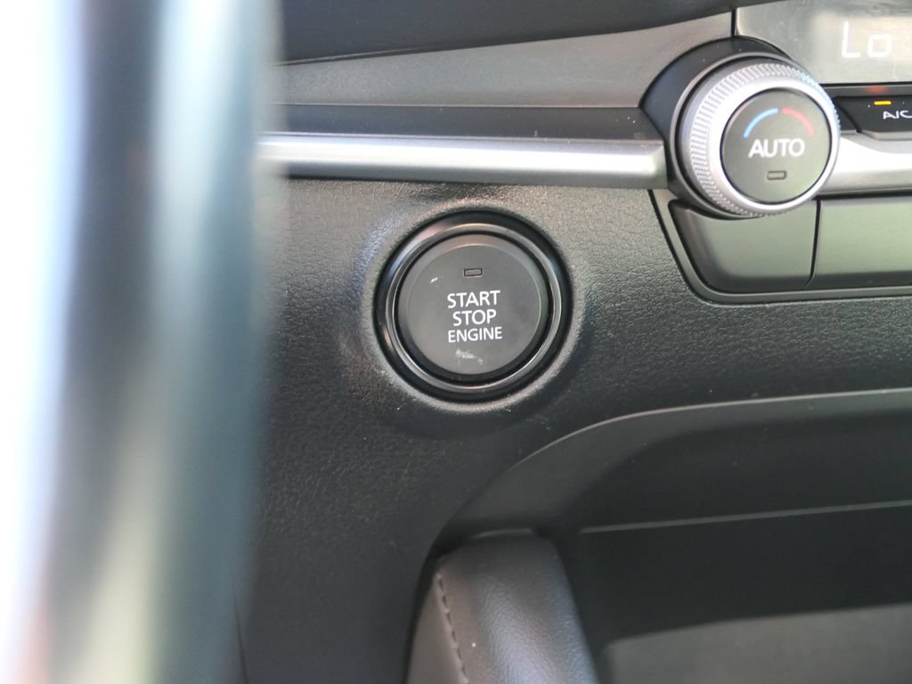 Used 2024 MAZDA MAZDA3 s FWD image 16