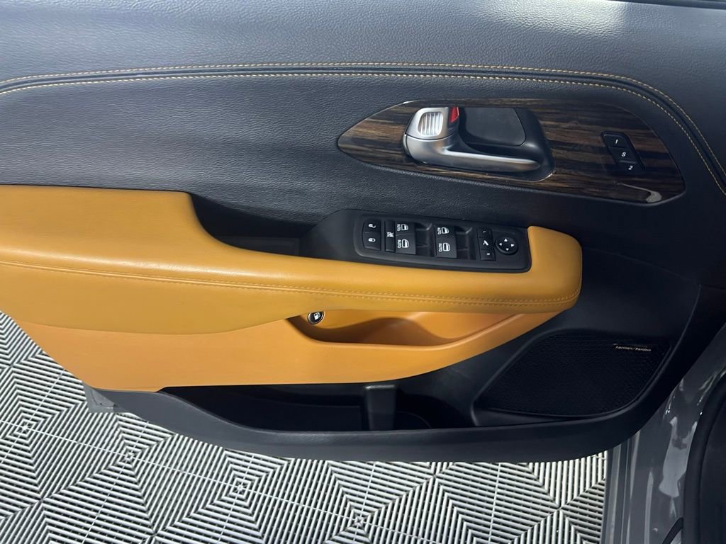 Used 2023 Chrysler Pacifica Pinnacle image 27