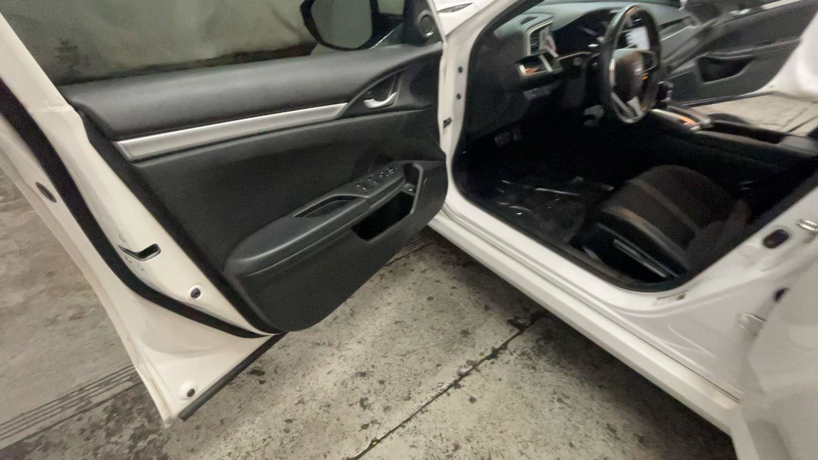 Used 2019 Honda Civic Sport image 29