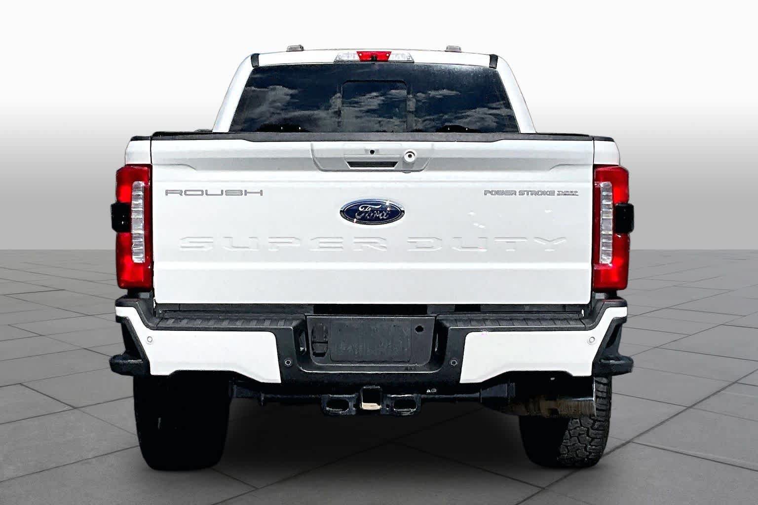 Used 2023 Ford F250 Lariat w/ Lariat Ultimate Package AWD/4WD image 5