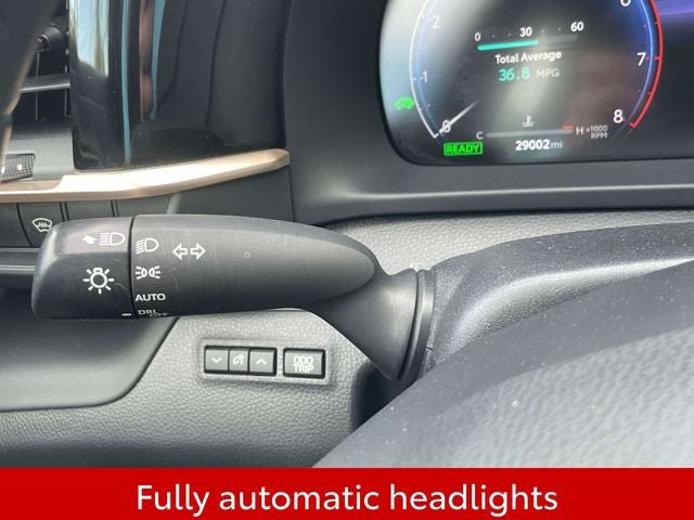 Certified 2023 Toyota Crown AWD/4WD image 27