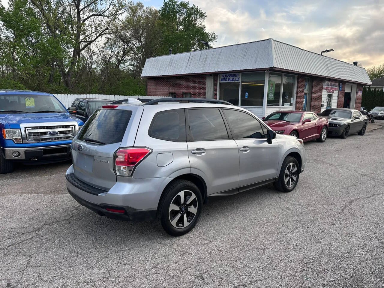 Used 2017 Subaru Forester 2.5i w/ Alloy Wheel Package AWD/4WD image 6