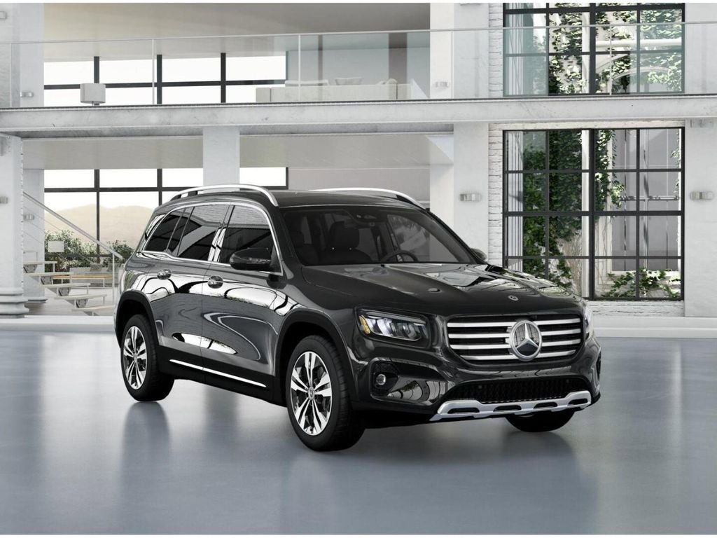 New 2025 Mercedes-Benz GLB 250 image 10