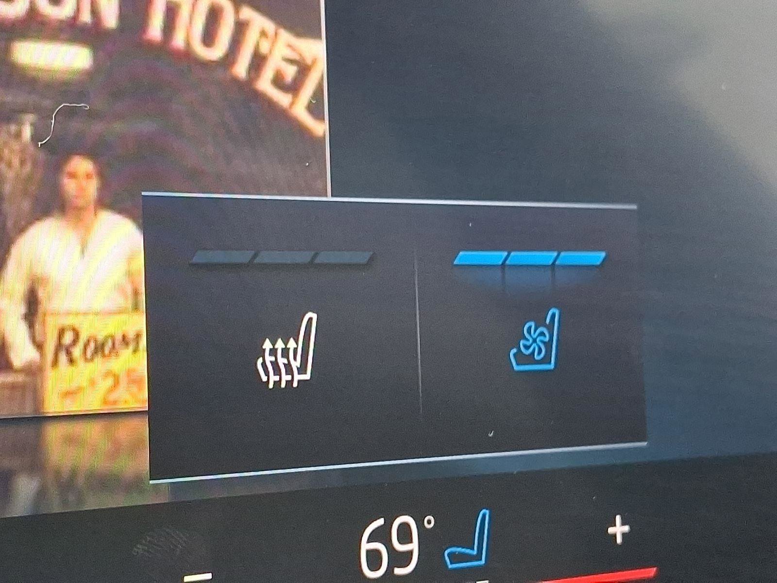 Used 2025 BMW X3 M50 w/ Premium Package AWD/4WD image 25