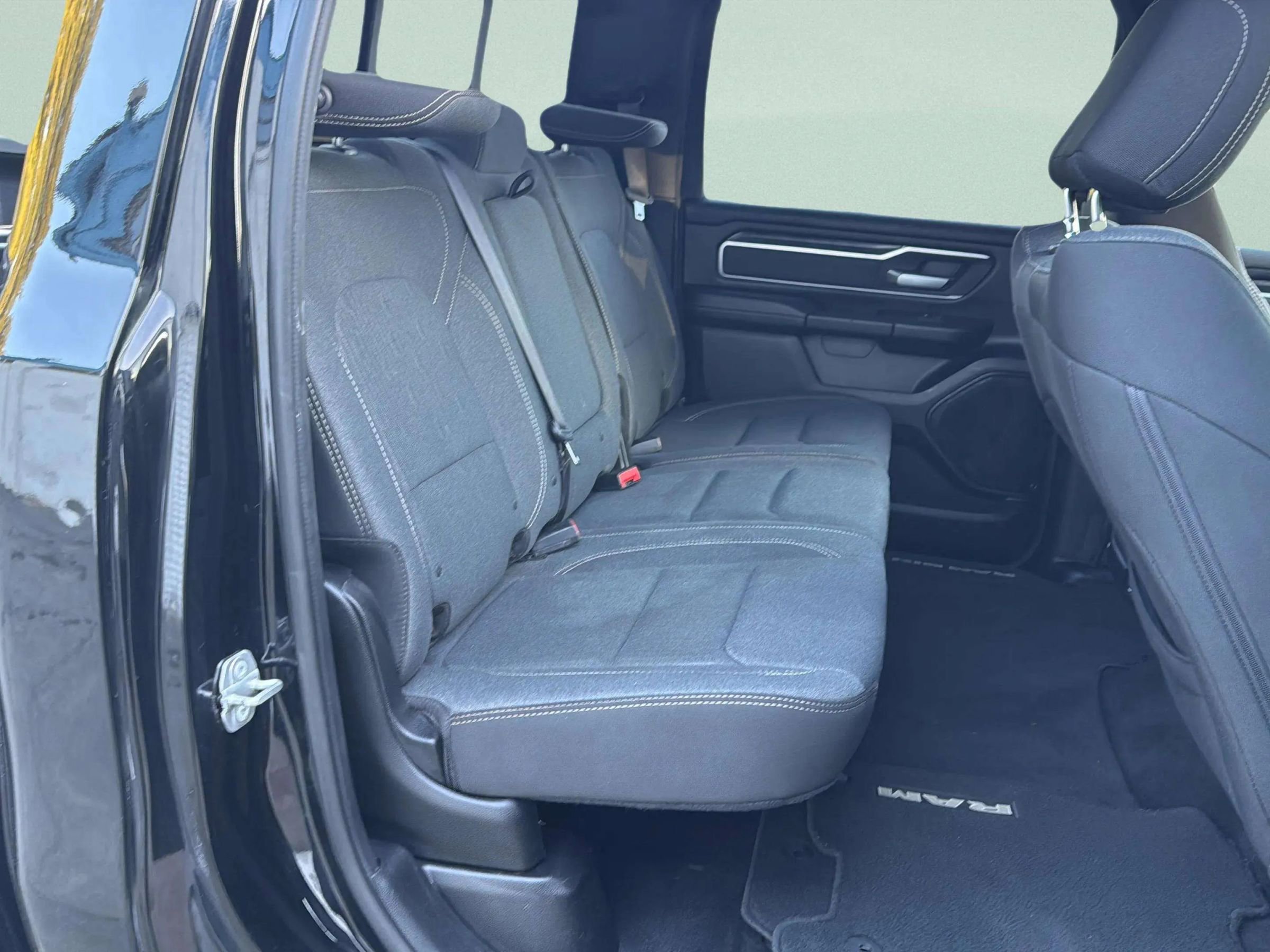 Used 2019 RAM 1500 Big Horn image 15