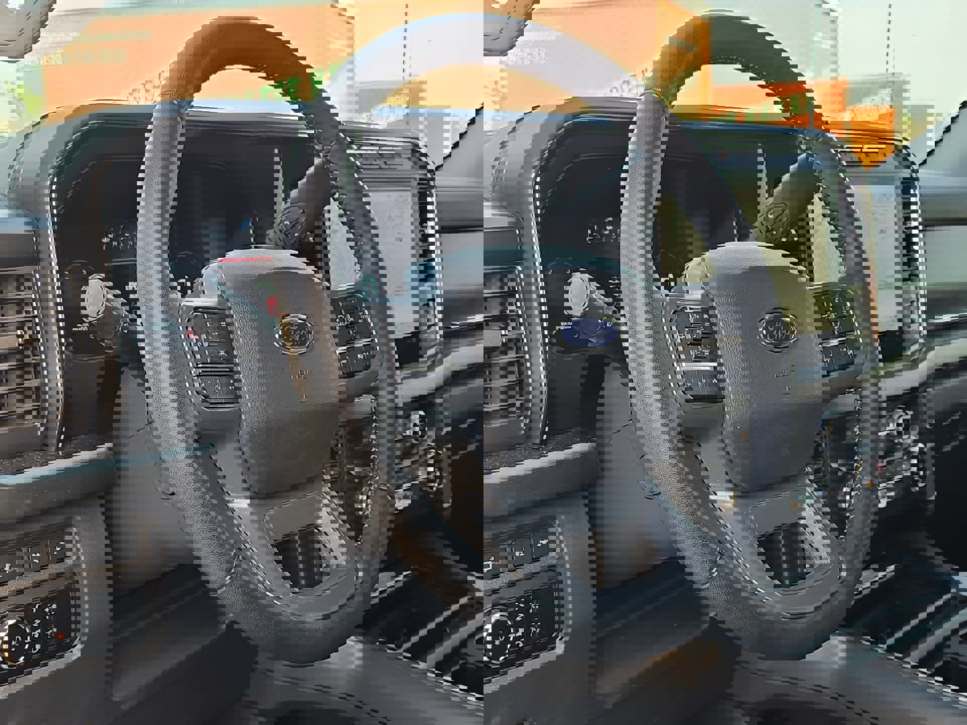 Used 2024 Ford F250 Lariat w/ Lariat Ultimate Package image 14