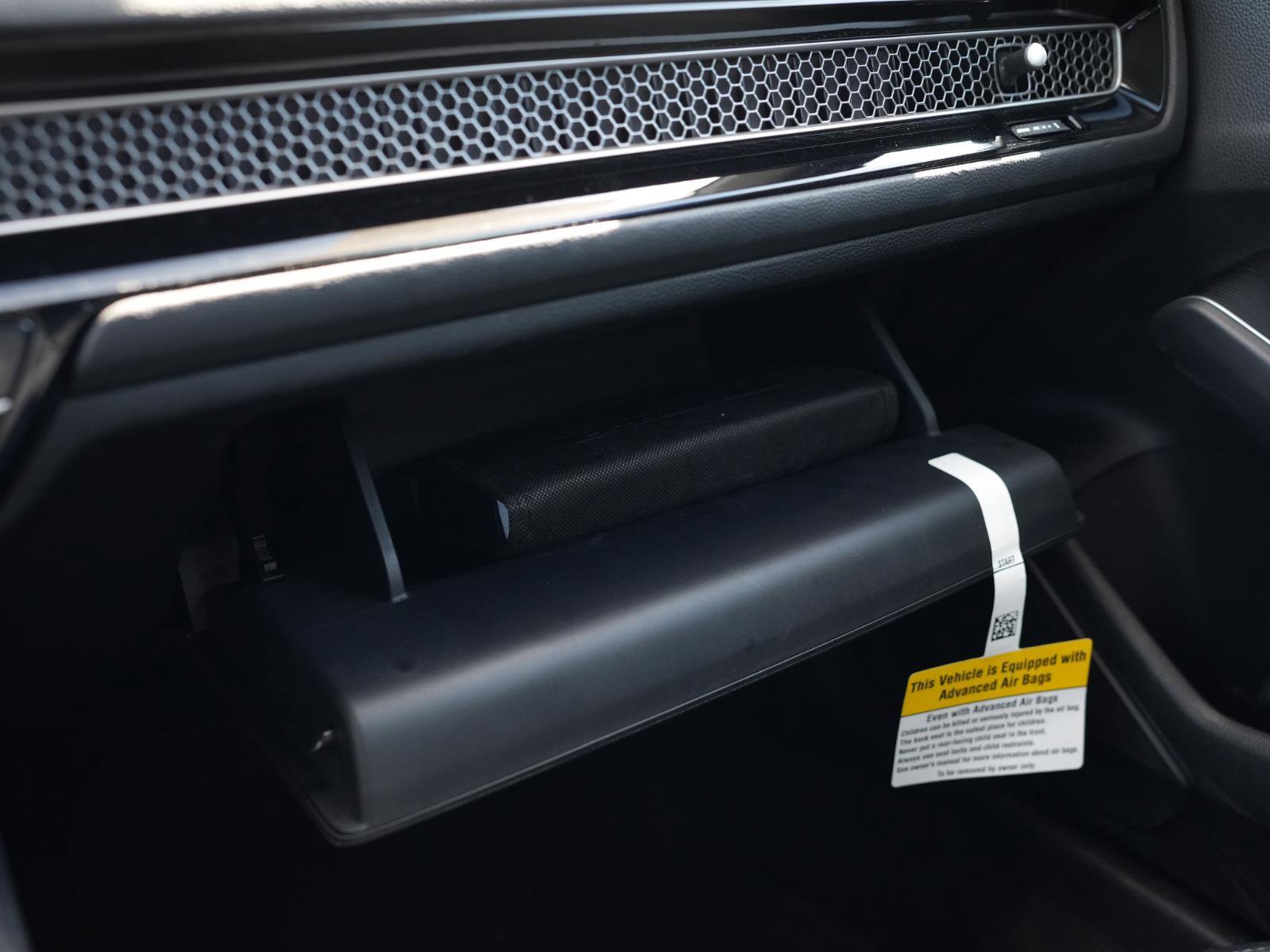 Used 2023 Honda Civic Touring image 27