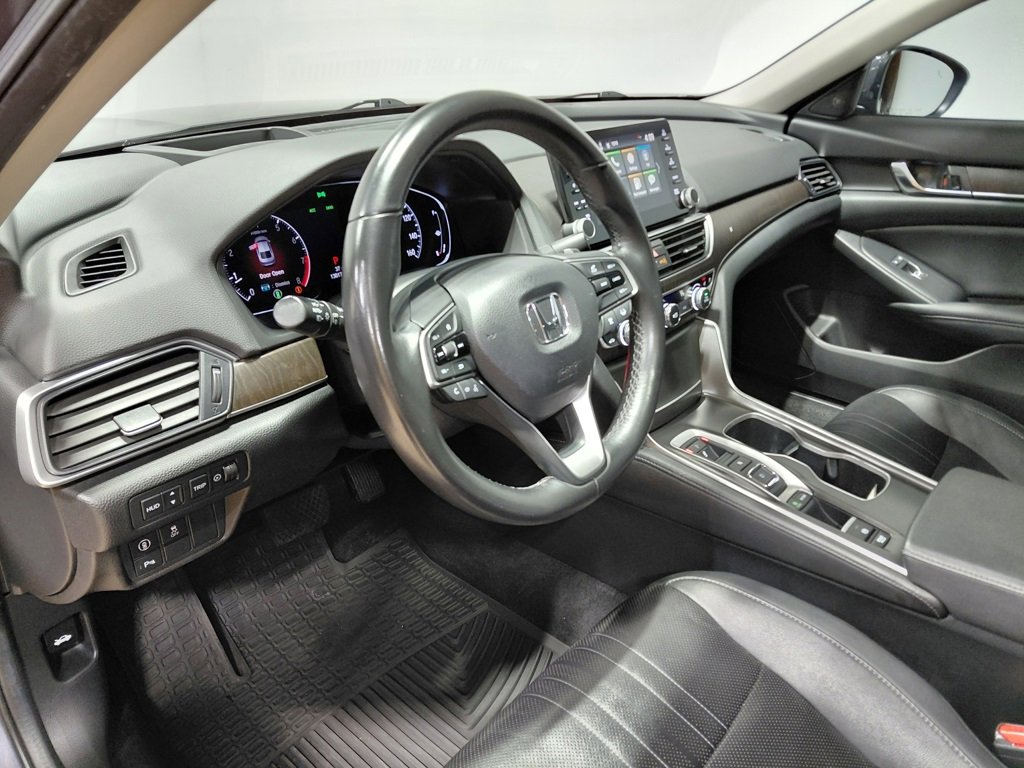 Used 2019 Honda Accord Touring image 28