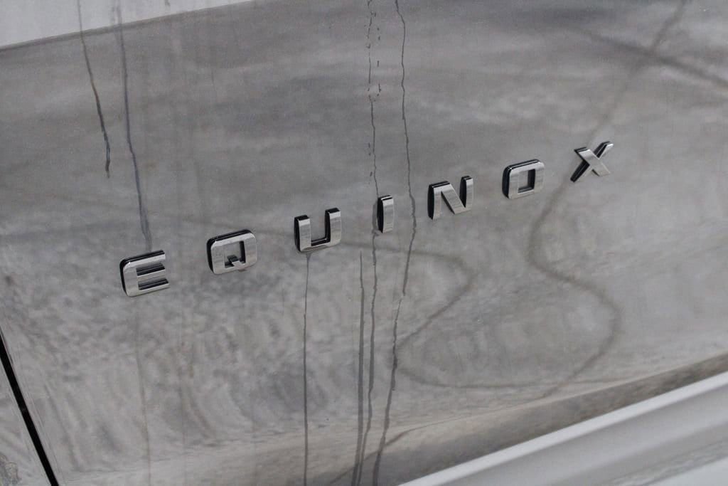 Used 2024 Chevrolet Equinox RS w/ RS Leather Package image 23