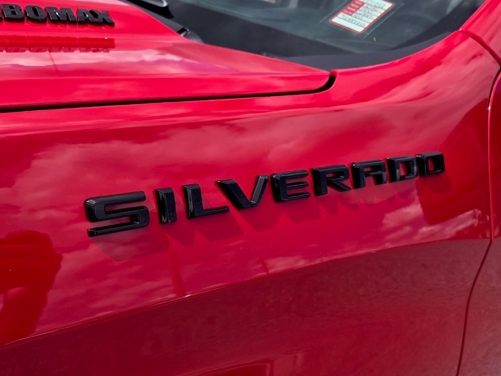 New 2026 Chevrolet Silverado 1500 Custom w/ Turbomax Blackout Package AWD/4WD image 19