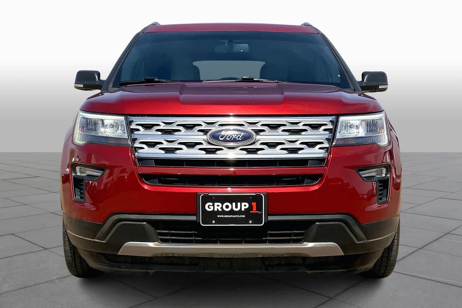 Used 2019 Ford Explorer XLT w/ Equipment Group 201A FWD image 4